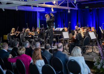 „Zawód kompozytor”. Między pasją a menedżerską codziennością