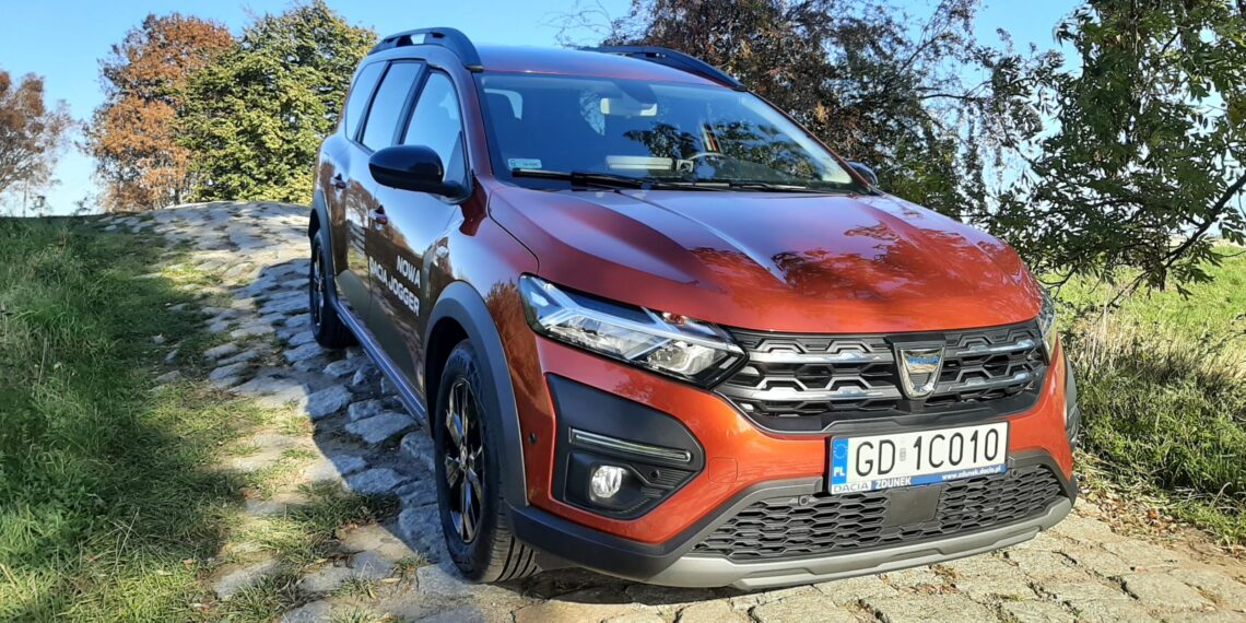 Następca popularnego Dustera. W „Autocoolturze” testujemy Dacię Jogger