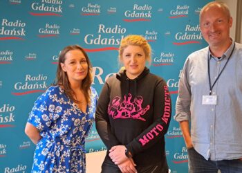 Jazda na motocyklu nie musi być niebezpieczna. Co więcej – pomaga stać się lepszym kierowcą