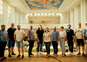 Można poczuć się jak na wiedeńskim dworze. Nowa płyta gdańskich trębaczy i ich gości