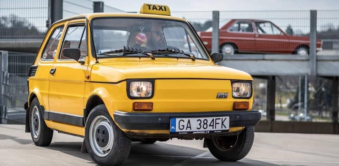 „Telewizor, meble, mały Fiat. Oto marzeń szczyt”, czyli wspominamy z sentymentem malucha