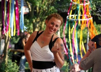 Globaltica rozpoczęła się z przytupem. Potańcówka z Kapelą Niwińskich w Kolibkach