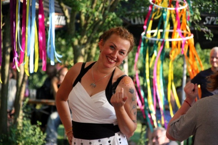 Globaltica rozpoczęła się z przytupem. Potańcówka z Kapelą Niwińskich w Kolibkach