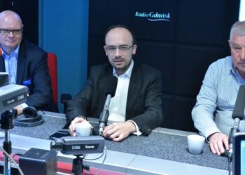 Obchodzimy „Dzień bez płacenia gotówką”. Czy pieniądze przyszłości będą tylko elektroniczne?