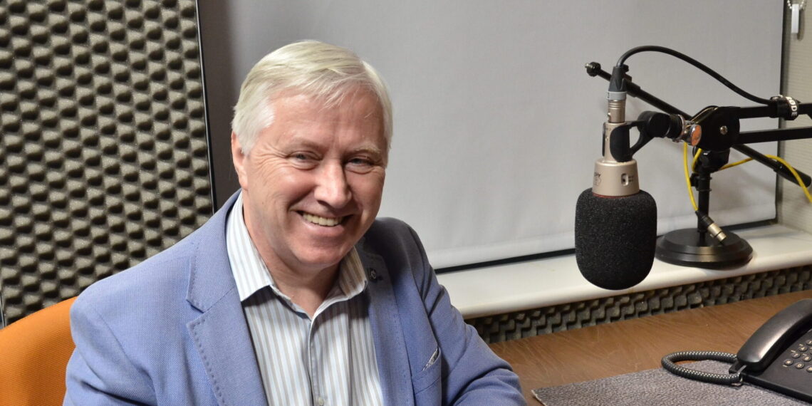 Żeglarstwo i koszykówka. To pasje sportowe Bogusława Witkowskiego, prezesa Pomorskiego Związku Żeglarskiego