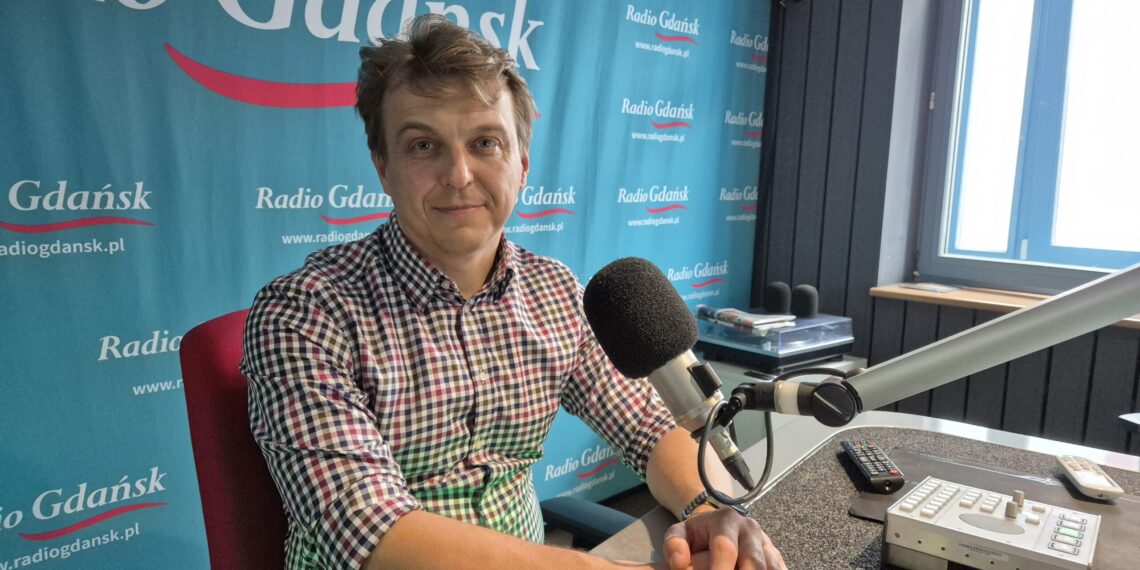 Polacy wciąż piją relatywnie dużo alkoholu, jednak można zaobserwować pozytywne trendy