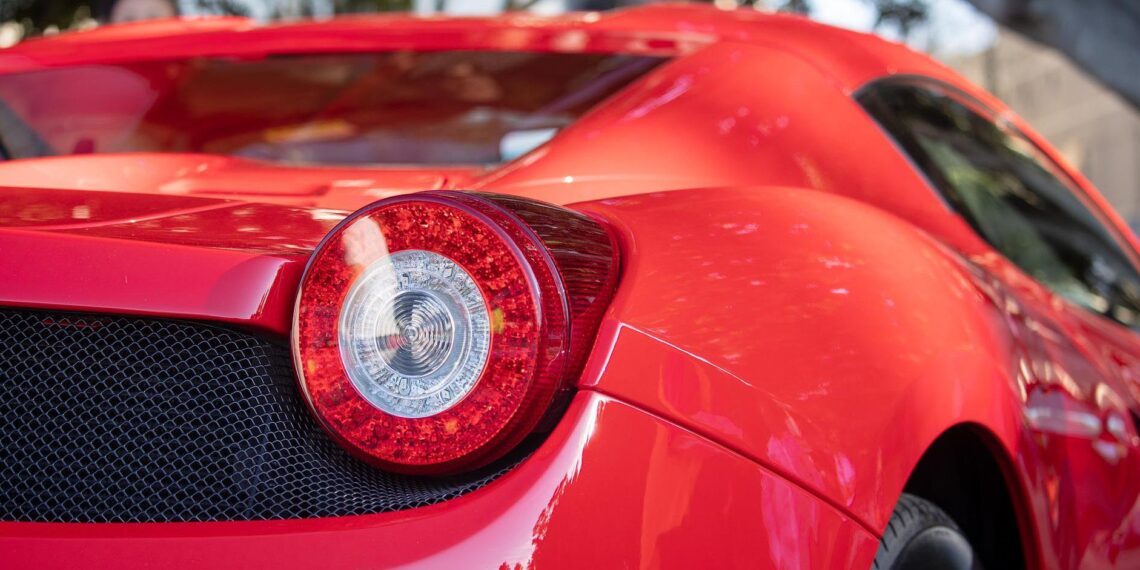 Sportowcy kolekcjonują nie tylko osiągnięcia, ale też samochody. Czym jeżdżą najbogatsi?