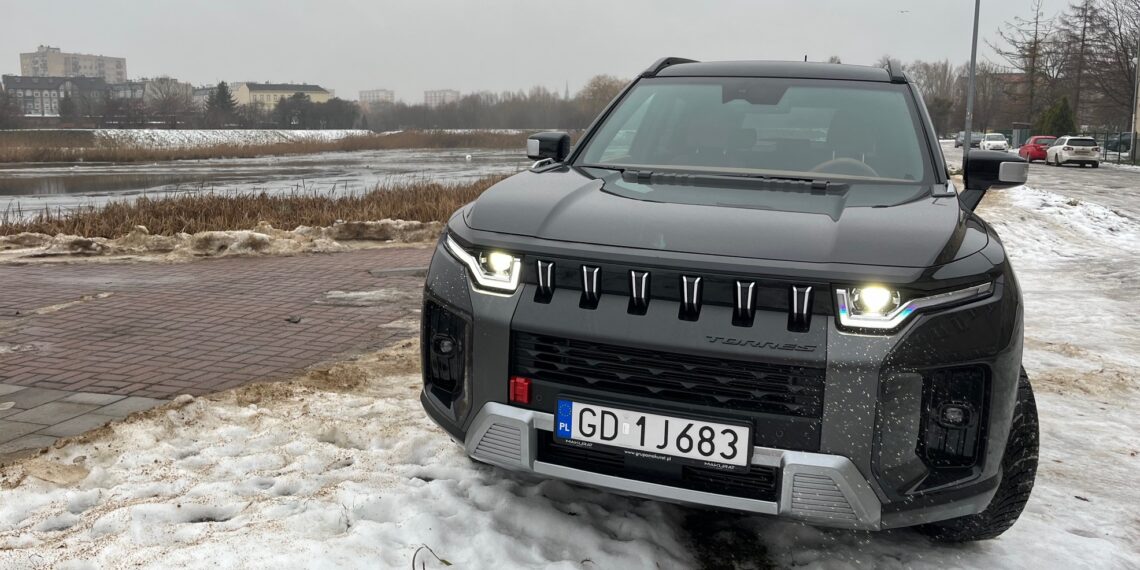 Pierwsze wrażenia z testów SsangYong Torres w audycji „Autocooltura”