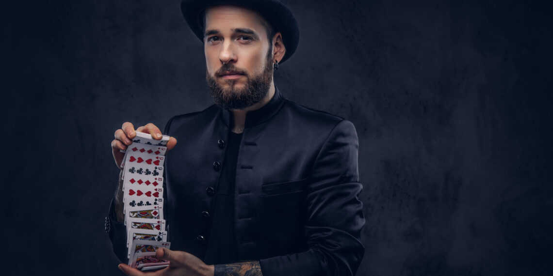 Wyrafinowana sztuka czy rozrywka? Rozmowa z iluzjonistą