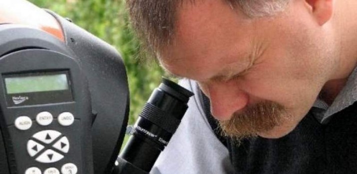 Gdyby nagle zgasło Słońce, niebo spadnie nam na głowę. O naszej gwieździe opowiada Jarosław Pióro