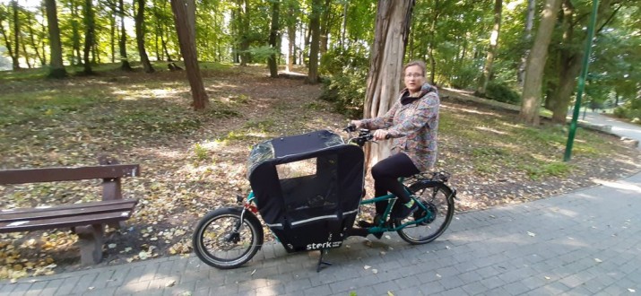 Dzicy Przyrodnicy zanurzeni w zieleni tczewskiego parku. Rozmowa o projekcie „Nurkuj w zielone”