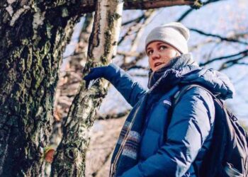 Katarzyna Banaś o pokrzywie na talerzu i stokrotce w sałatce