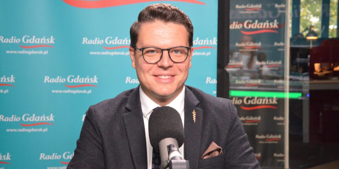 Poseł Konfederacji krytykuje działania rządu ws. powodzi. „Za mało i za późno”