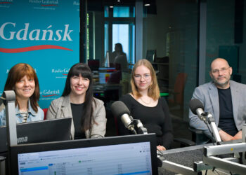 Jak wprowadzić dziecko w świat finansów? Posłuchaj dyskusji ekspertów