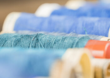 Zawód, który powoli odchodzi do lamusa. Posłuchaj dokumentu „Krawiec”