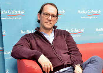 Ręce dr. Pawła Kabaty są ciągle zajęte. Gdy nie trzyma skalpela, pisze, a w wolnym czasie sięga po pałeczki perkusyjne