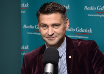 Spór w Sopocie o rezolucję dotyczącą praw migrantów. Radny PiS: „Chaotyczna, niespójna, napisana w 5 minut”
