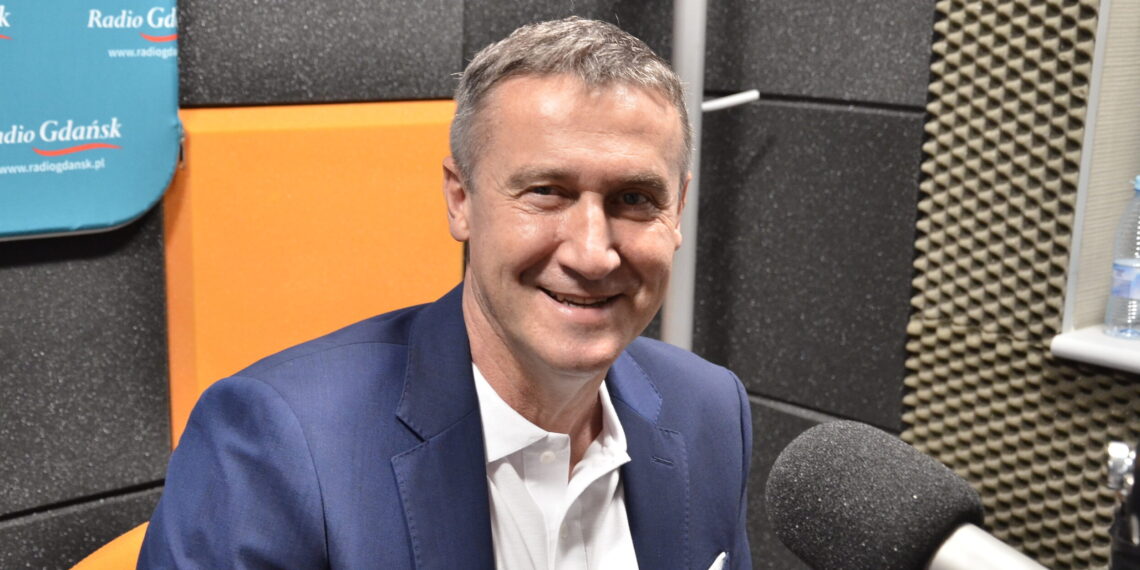 Szef Pomorskiego ZPN o nowym selekcjonerze: „Ciepły i fajny człowiek, ale jak się zdenerwuje, to drzazgi lecą”