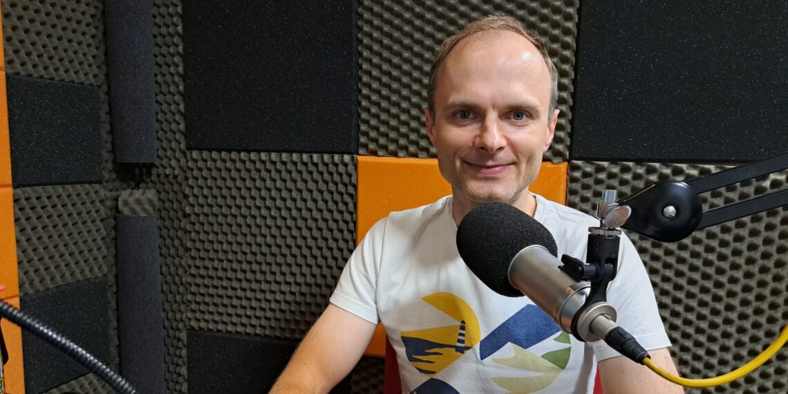 Patenty na bezpieczne powroty rowerzystów. Posłuchaj porad eksperta