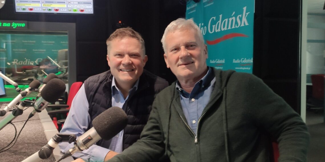 Karne, VAR, presja trybun i dziennikarzy. Prezes PZPN Michał Listkiewicz w audycji „Facet na luzie”