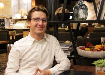 Sześciu astronautów przyjeżdża do Sopotu na zaproszenie 16-latka. Szykuje się niebywała My Space Love Story