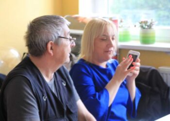 Wystawiamy na aukcję audycję „Kawałek Świata i Herbata” oraz gadżety Radia Gdańsk