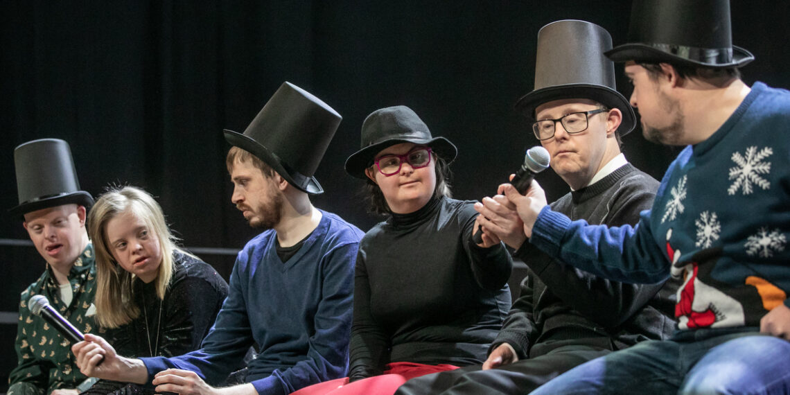 Profesjonalny teatr z aktorami z niepełnosprawnościami. 20 lat gdańskiego Teatru Razem