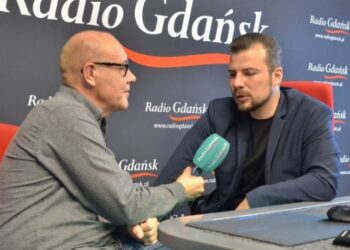 Czy potrafi Pan wyczarować wódkę? Magiczny gość w audycji, iluzjonista Tomasz Jusza, potrafi… ale wino