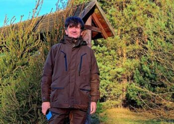 Nie choinka sztuczna, nie prawdziwa – to stroik jest najbardziej ekologicznym wyborem