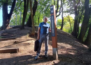 Pamiętajcie o ogrodach. Spotkanie z prof. Witoldem Pawłem Burkiewiczem