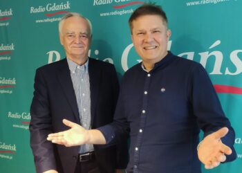 Znamy go z audycji „Ludzie i Pieniądze”. Zbigniew Canowiecki na luzie opowiada o swoim życiu