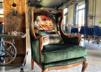 To jest jak tlen, ja tym oddycham i żyję. Agnieszka Świtała o szyciu mebli na miarę