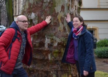 To jest naprawdę łatwe, musimy tylko „złapać” główny sens. Anna Desogus o segregacji odpadów