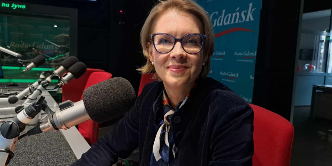 Praca przy komputerze i dbanie o wzrok. Jak uniknąć zespołu suchego oka?