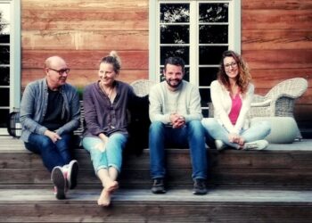 Jak to jest mieszkać w domu, który mówi? Stary budynek w Drewnicy potrafi mieć swoje humory