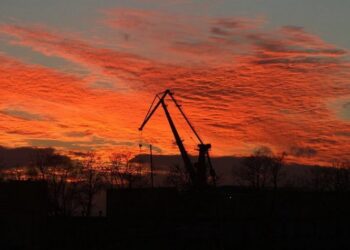 Spotkanie z kolekcjonerem chmur, czyli o pięknie spoglądania na codzienne spektakle na niebie
