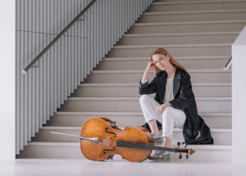 Silna potrzeba tworzenia. Rozmawiamy z wiolonczelistką i kompozytorką Dobrawą Czocher