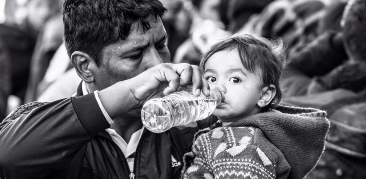 Pojechała na Bałkany żeby pomagać uchodźcom. Dlaczego? Bo to takie ludzkie