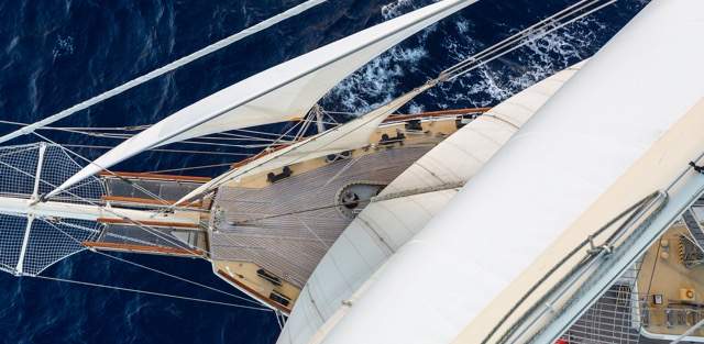 Marcin Dobrowolski – pełna przygód opowieść polskiego żeglarza pod brytyjską banderą