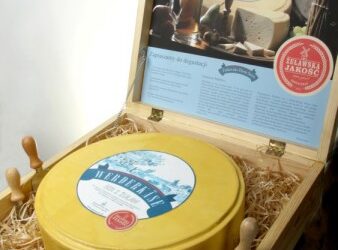 W podcieniowym domu fotografa można poznać smak żuławskiego sera.