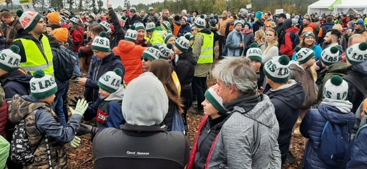 Akcja „Do nasadzenia!” Liczba uczestników przerosła najśmielsze wyobrażenia organizatorów weekendowego sadzenia lasu