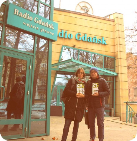 Jak Cybulski zapłacił za wywiad w Radiu Gdańsk – opowiada Dorota Karaś, autorka nowej biografii aktora