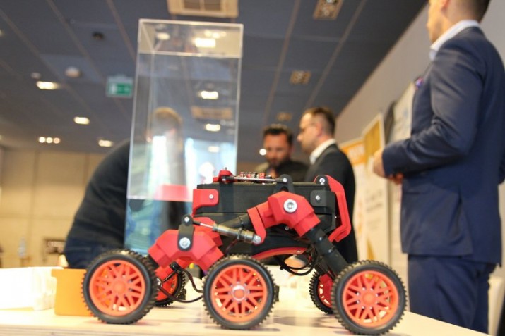 Kiedyś drukowało się książki, teraz drukuje się części do samochodów i do człowieka