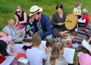 Sprawa niesłychana, słuchowisko w Parku Reagana