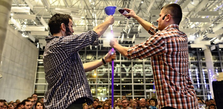 Jak zamienić wino w makaron? Centrum Experyment zaprasza na Walentynki