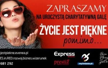 Każda modelka na tym pokazie mody ma swoją trudną opowieść i to jest piękne