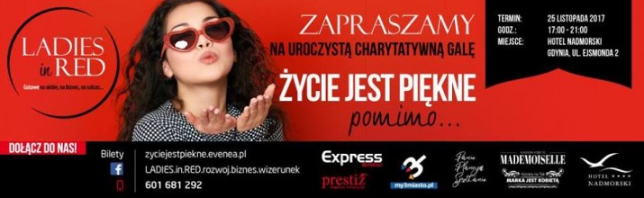 Każda modelka na tym pokazie mody ma swoją trudną opowieść i to jest piękne