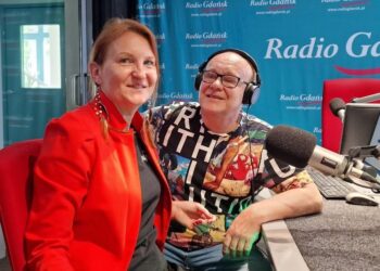 Tu zaszła zmiana, Pani pyta Pana. Spotkanie z Julią Łaszkiewicz