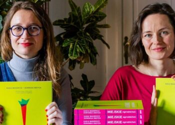 Radości płynące z posiadania rabatki pod blokiem i doniczek na balkonie