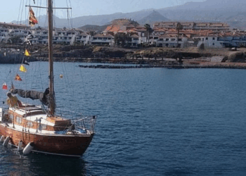 Emeryt opływa świat dookoła. Andrzej Placek: „Siedzenie z pilotem w domu to nie jest mój styl”